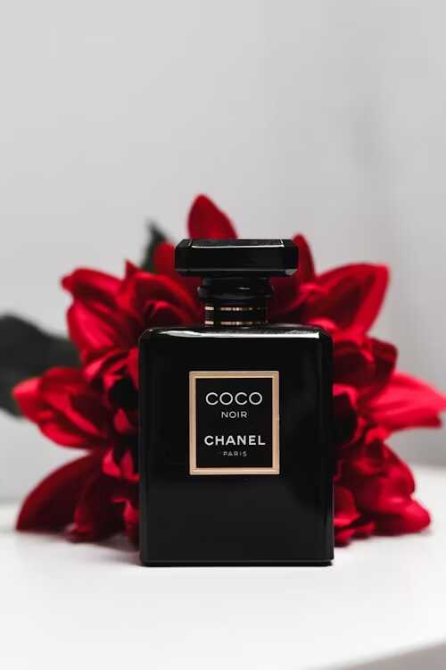 parfum coco chanel noir in sticluță neagra
