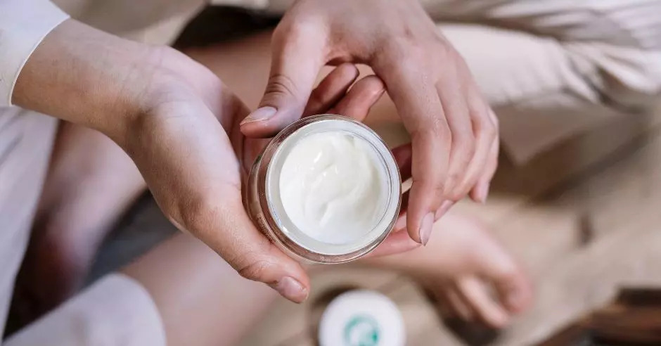 crema maini femei