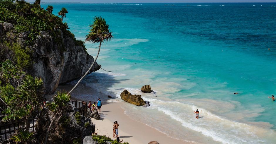 plaja oameni mexico